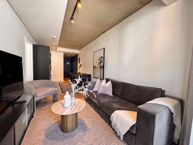 To Let 2 Bedroom Property for Rent in Sea Point Western Cape
